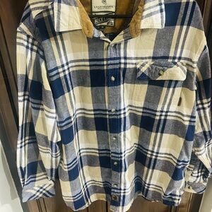 Legendary Whitetails Brown flannel shirt men’s XL